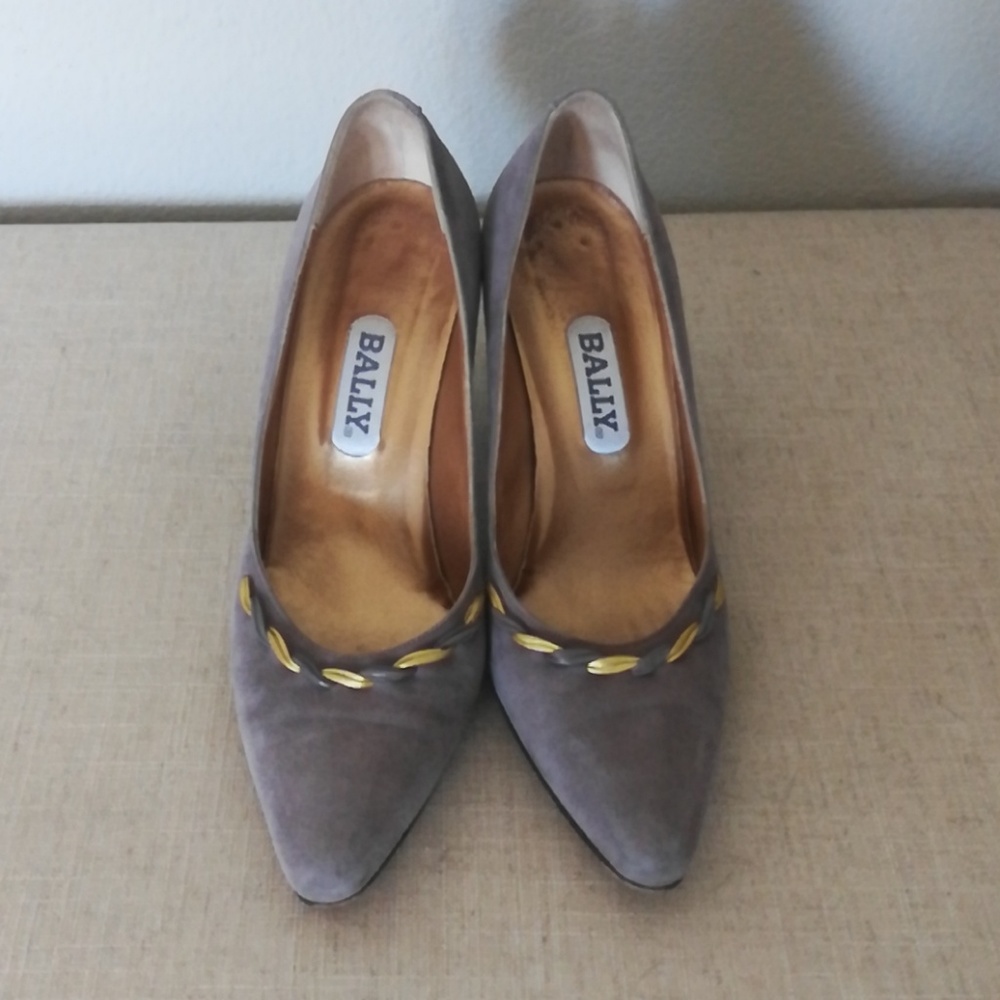 Bally Greige Suede Heels (Sz 7)